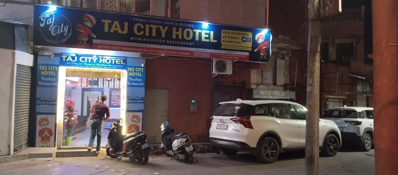 Taj City Hotel Agra  Exterior photo